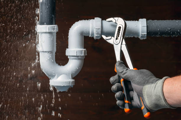 Professional Plumbing technician working in Skyforest, CA